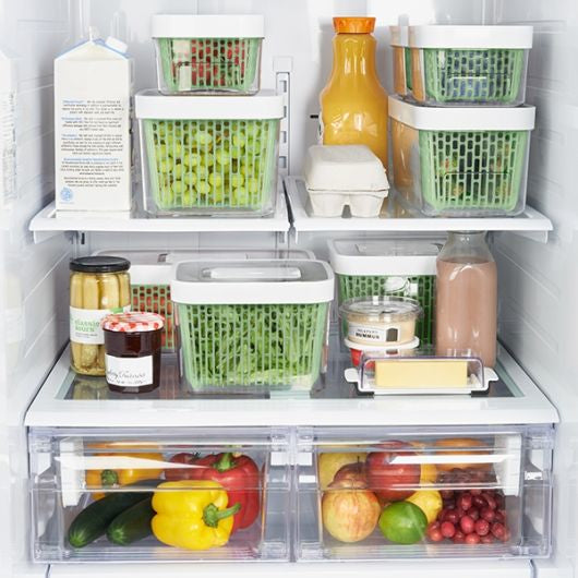 OXO Vorratsdose 1,5 l, 17 × 17 × 10 cm, Kunststoff, Transparent
