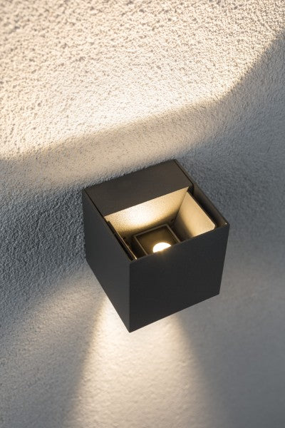 Paulmann Aussenwandleuchte Cybo – 8×8×8 cm, 355 lm, 6 W – Warmweiss, 2700 K – IP65 – Netzbetrieb – Grau – Aluminium
