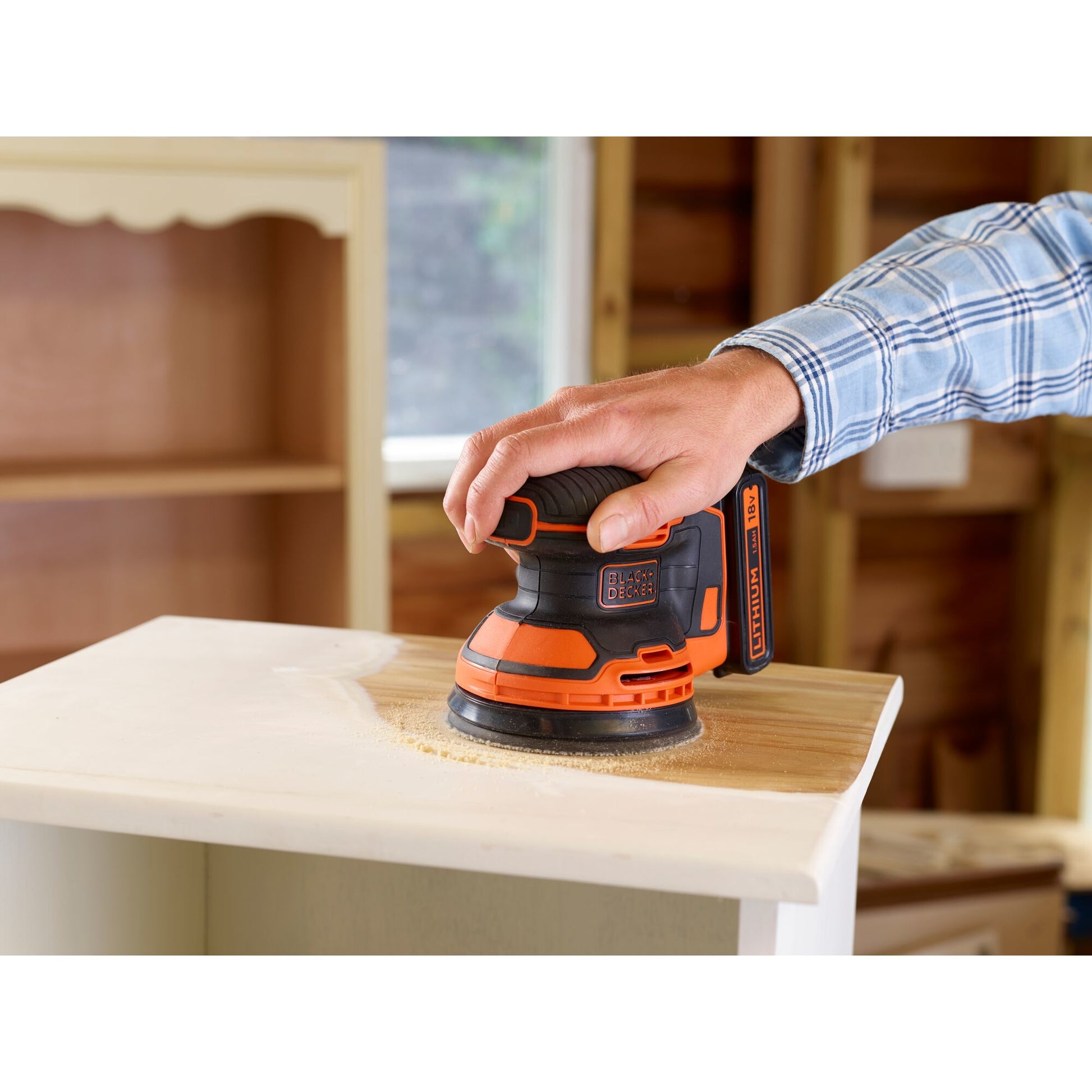 Black & Decker BLACK+DECKER Exzenterschleifer BDCROS18N-XJ – 18 V (POWERCONNECT) – Klettfix, Schwingkreis 1,3 mm – Solo