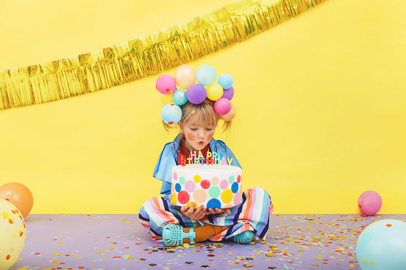 PartyDeco Geburtstagskerzen Happy Birthday – mehrfarbig – 2,5 cm – 13 Stk