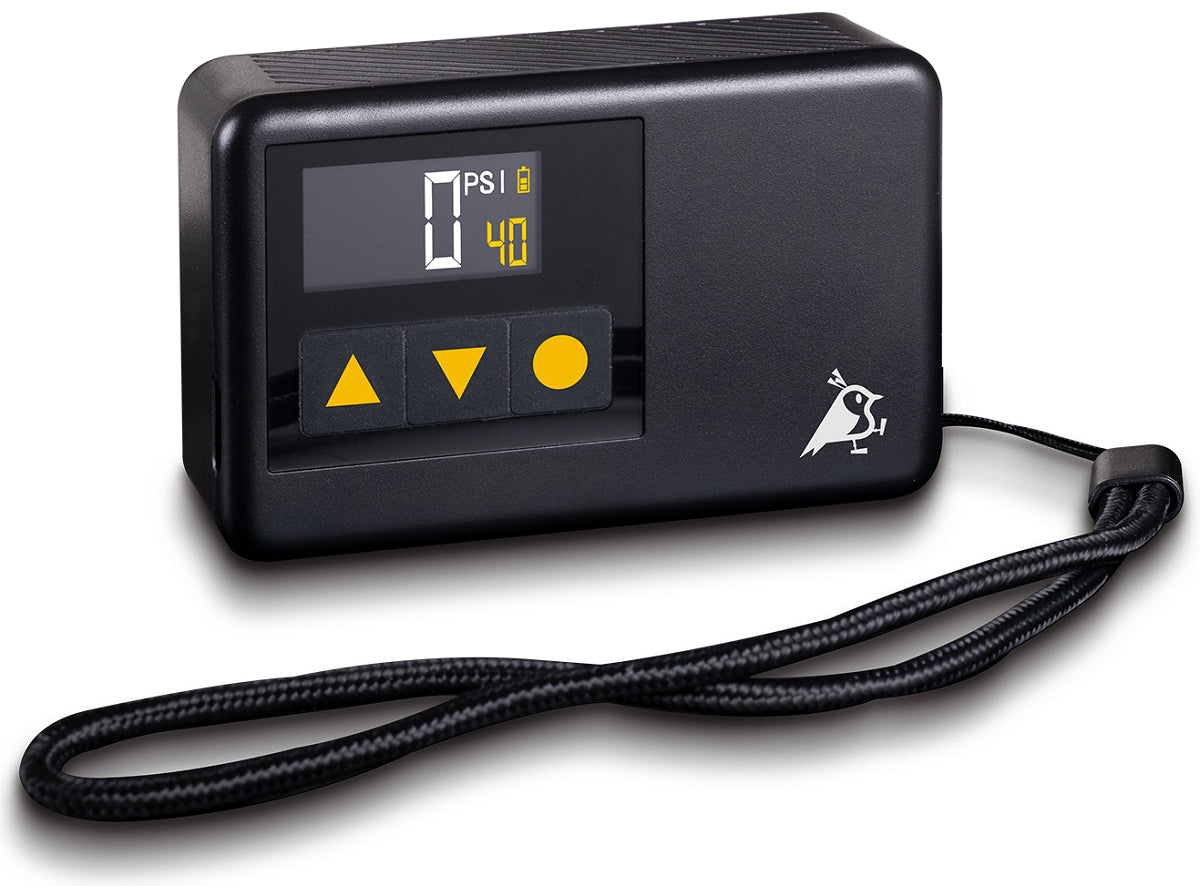 Aqiila Airbird P1 Tragbarer Kompressor – 8,3 bar / 120 PSI – Akku, USB-C – Schlauch & Adapter