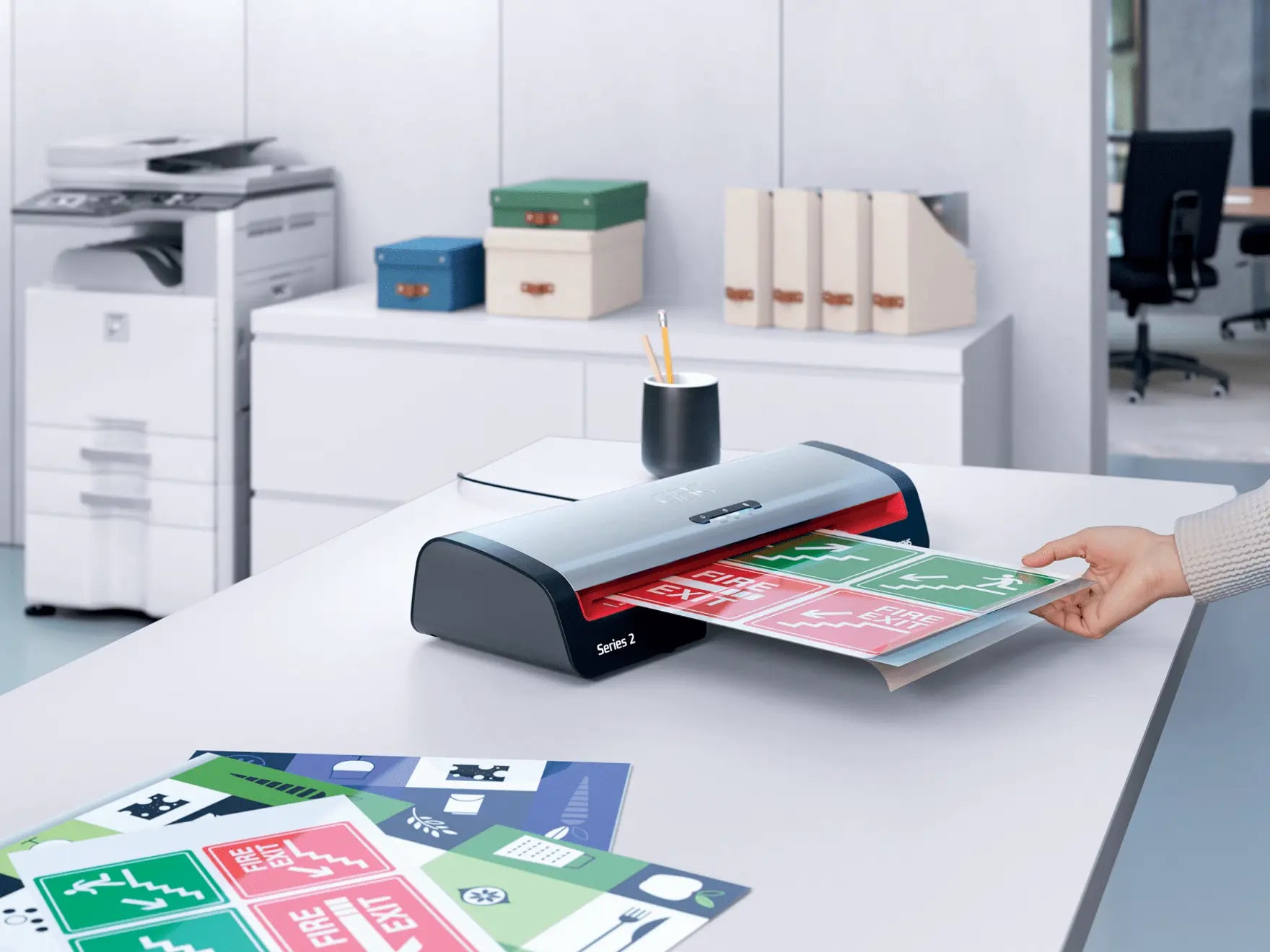 GBC 250HS Laminiergerät A3 – 2-Rollen, 75–125 µm, Aufheizzeit 1 Min., 500 mm/min, Silber