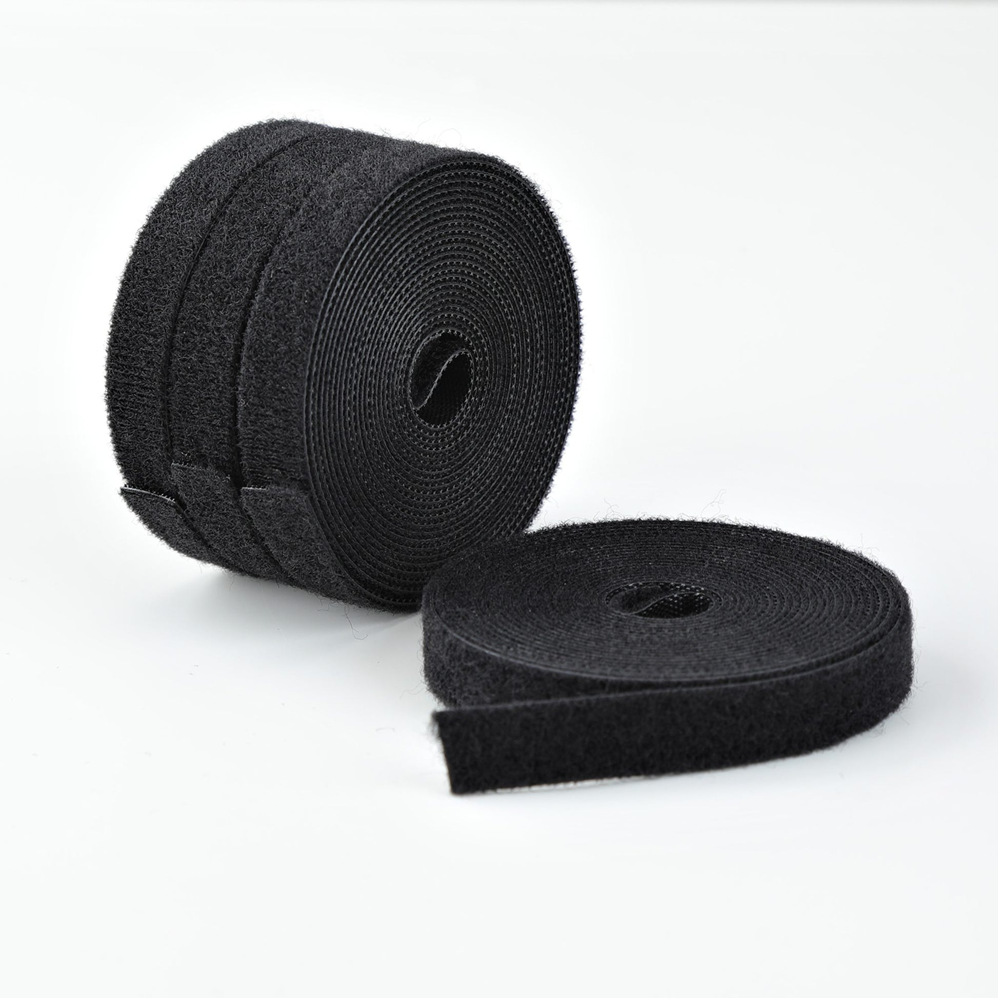 StarTech.com Klettbandrolle, 12,7 mm × 4,6 m, Schwarz, 4 Stück