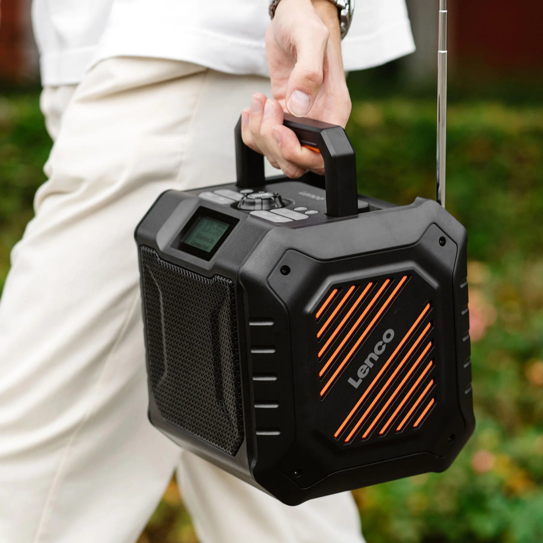 Lenco ODR-160GY – Baustellenradio DAB+/UKW, Bluetooth, IPX5, 20 h Akku – Schwarz