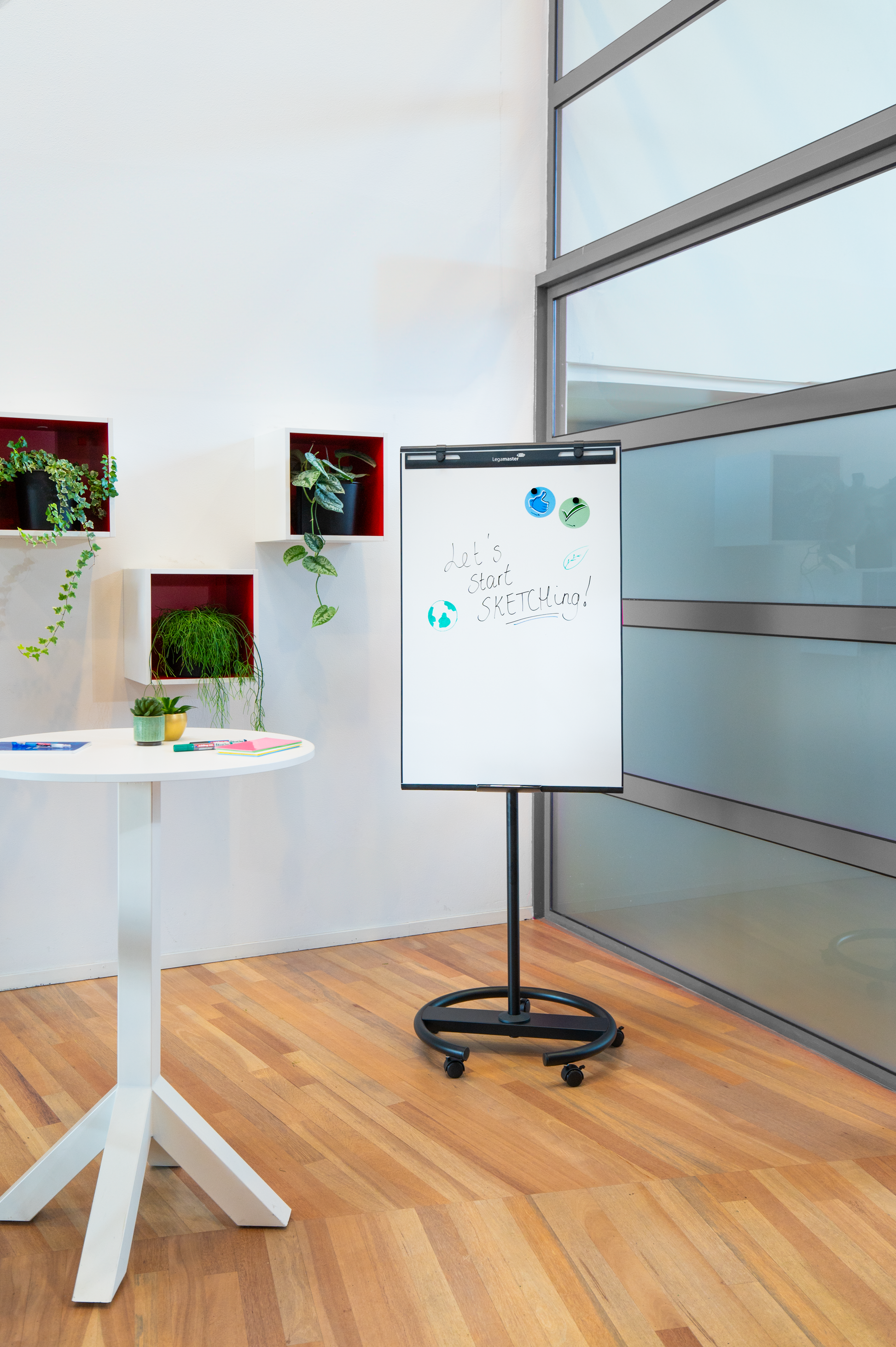 Legamaster Flipchart SKETCH EASY – 105 × 65 cm, schwarz, Stahl