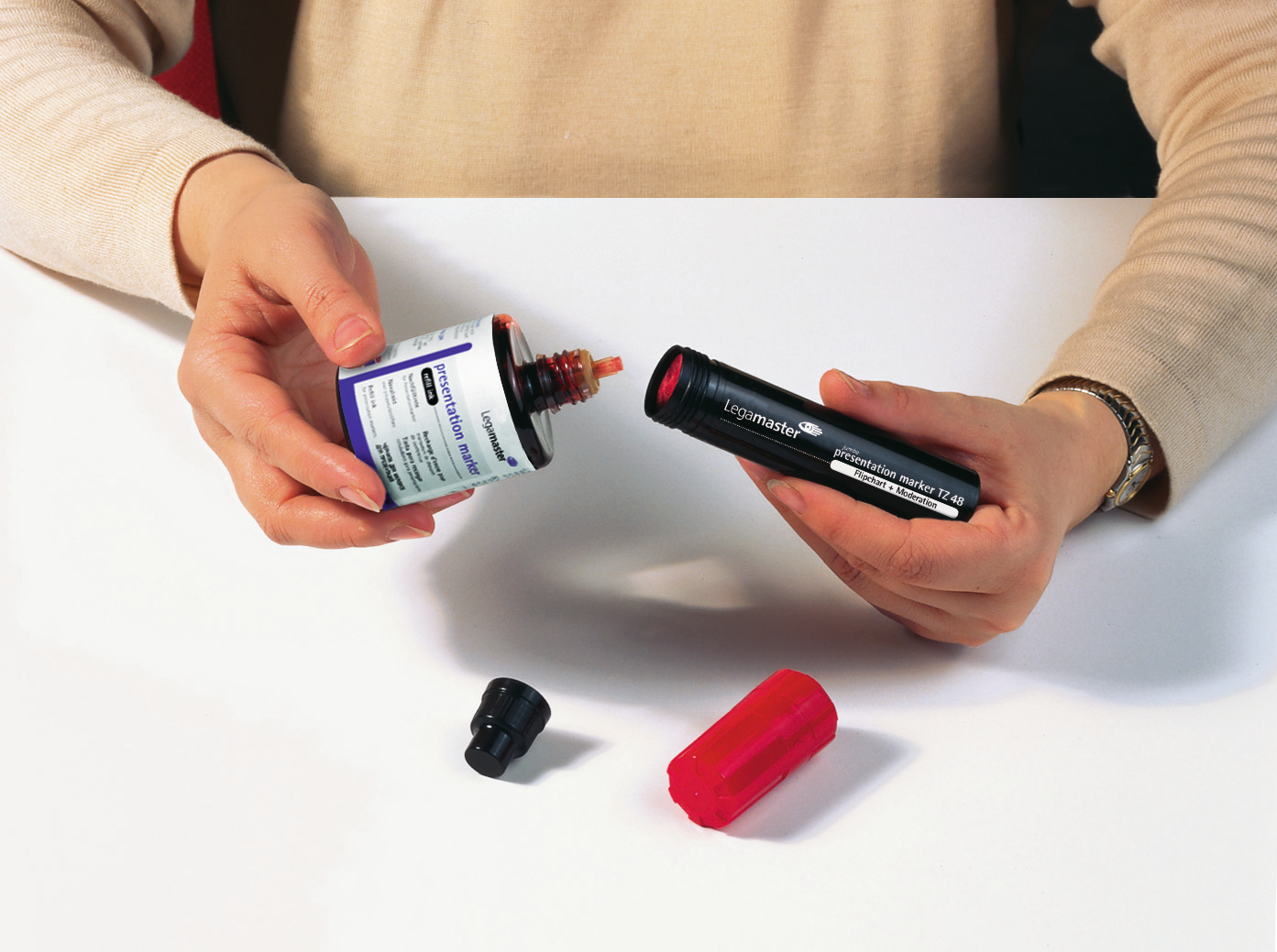 Legamaster Whiteboard-Marker Nachfülltinte – Rot, 100 ml, für Legamaster TZ1, TZ140, TZ150 und andere