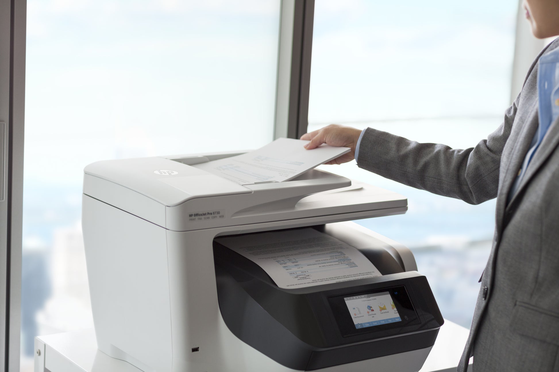 HP Officejet Pro 8730 – Farbiger Tintenstrahl-MFP A4, 4-in-1 – USB/WLAN – Duplex, ADF – 24 Seiten/Min. S/W, 20 Seiten/Min. Farbe