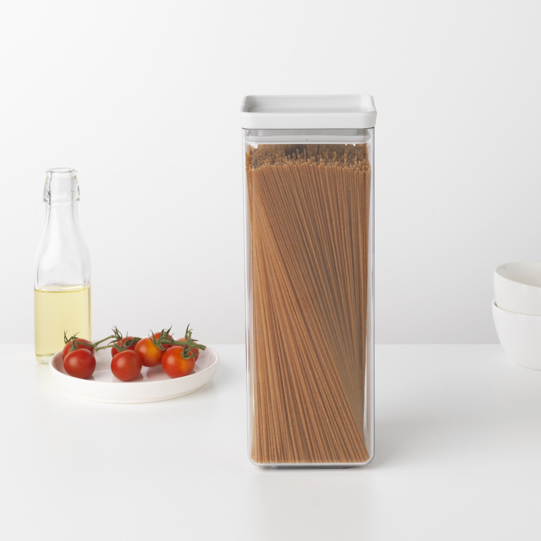 Brabantia Tasty+ – Vorratsdose 2,5 l, 11 × 11 × 29,5 cm, Kunststoff/Silikon, transparent/weiss
