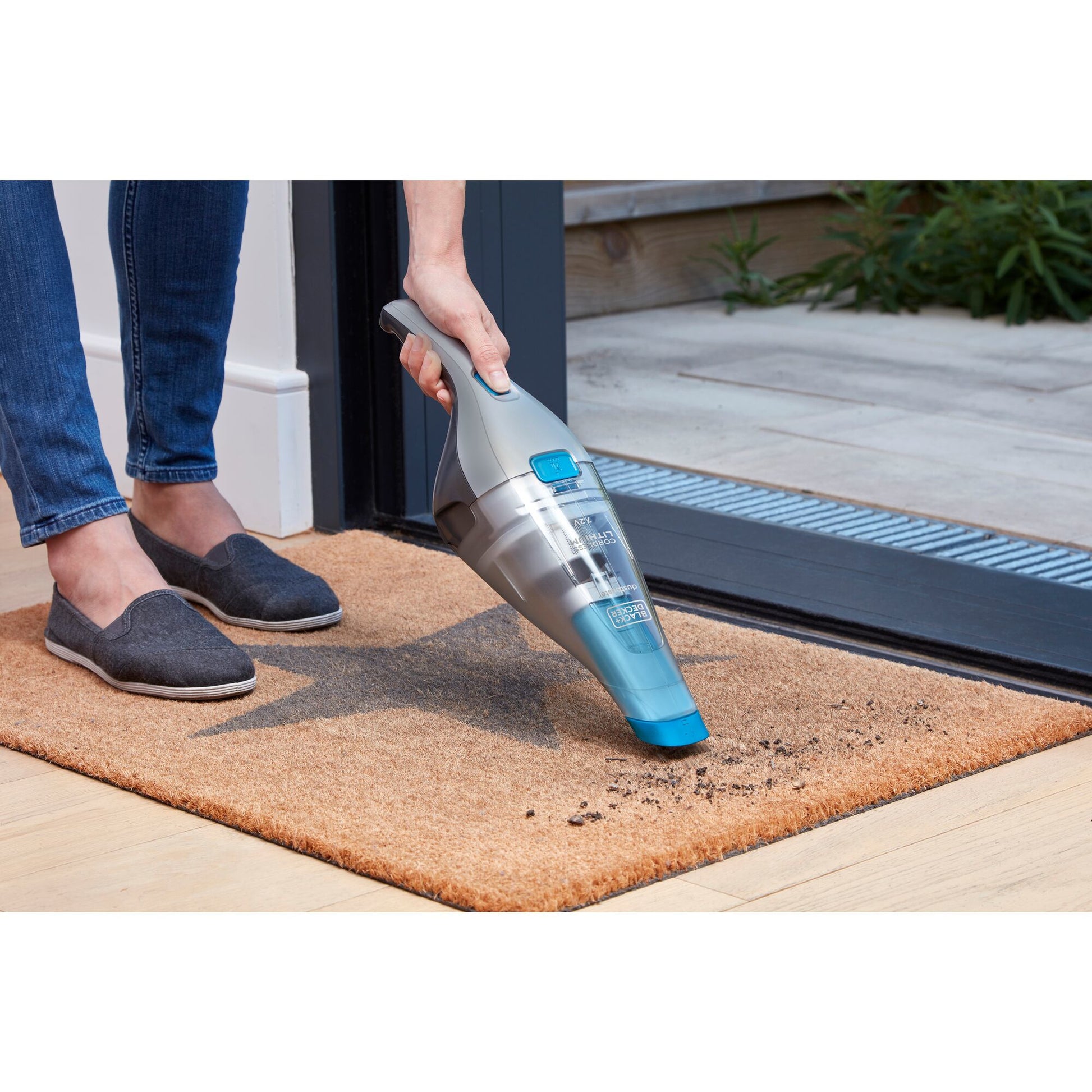 Black & Decker BLACK+DECKER Akku-Staubsauger Dustbuster Silber
