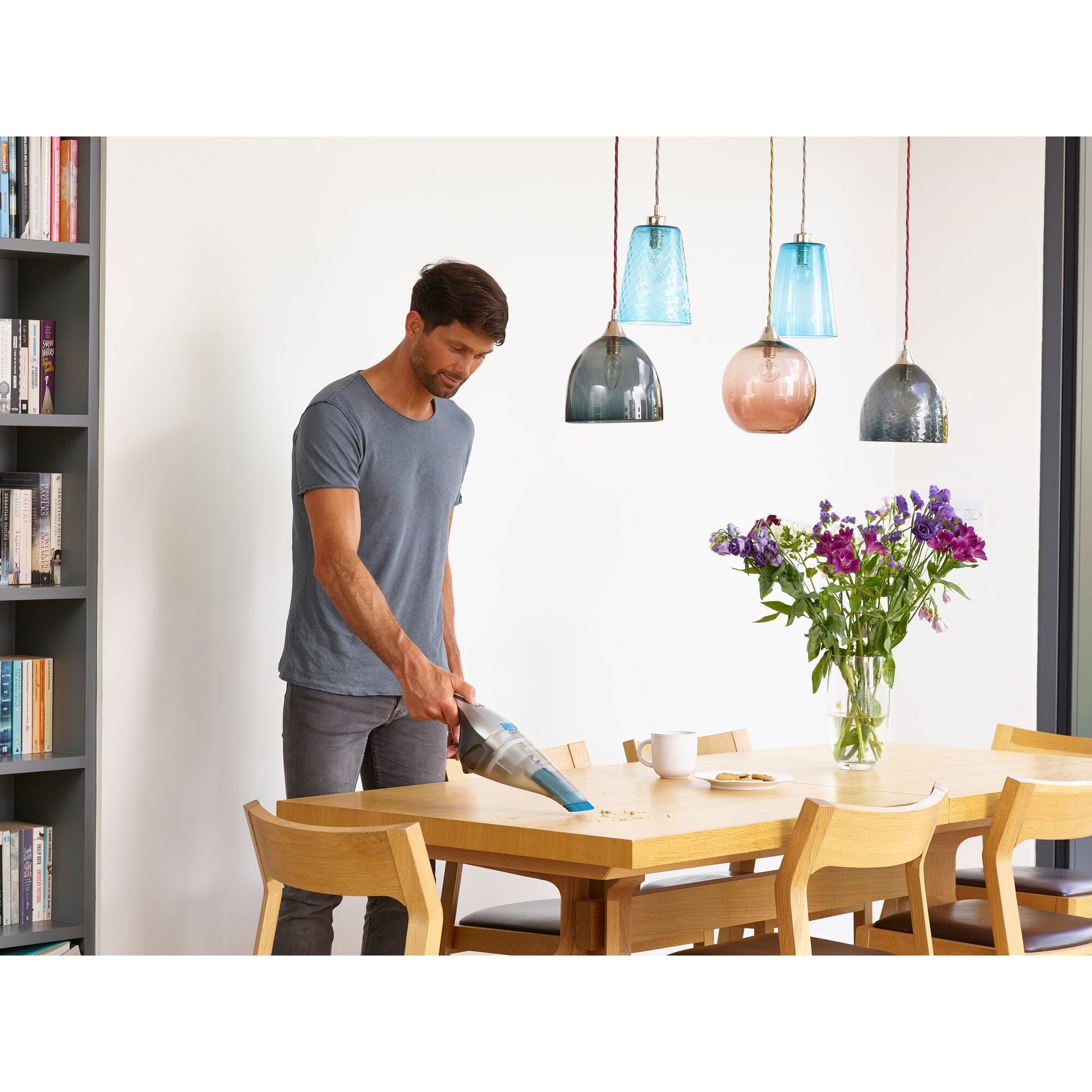 Black & Decker BLACK+DECKER Akku-Staubsauger Dustbuster Silber