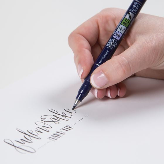 Tombow Fudenosuke Kalligrafiestifte – Pinselspitze, wasserbasiert, pigmentiert, 2er Set