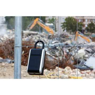 Master Lock Schlüsselsafe 5480EURD – Elektronikschloss – 0,8 l – Wasserfest – Schwarz
