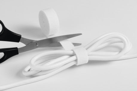 Durable Cavoline Klett-Kabelbinder – 2 mm × 1,00 m, Kunststoff, Weiss, zuschneidbar, wiederverwendbar