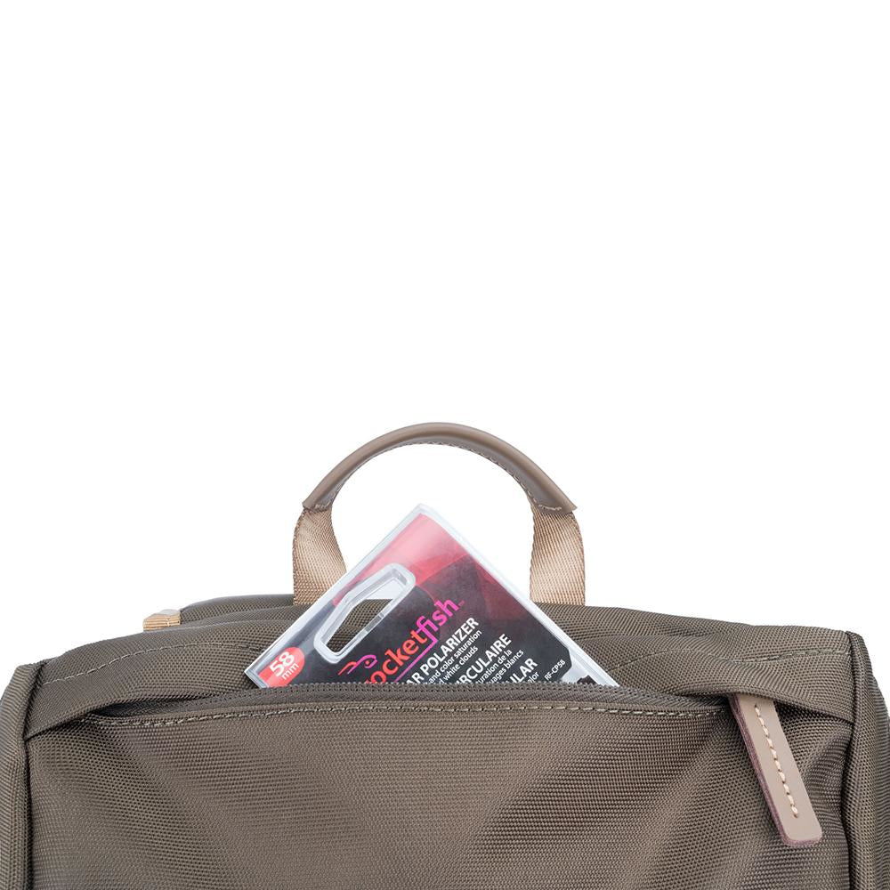 Vanguard VEO GO 42M KG Rucksack – 9,8 l, Tabletfach 9,7" – für VEO 2 GO-Stative – Khaki