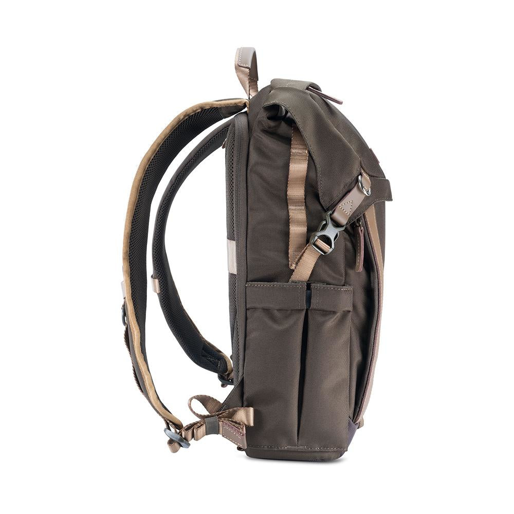 Vanguard VEO GO 42M KG Rucksack – 9,8 l, Tabletfach 9,7" – für VEO 2 GO-Stative – Khaki