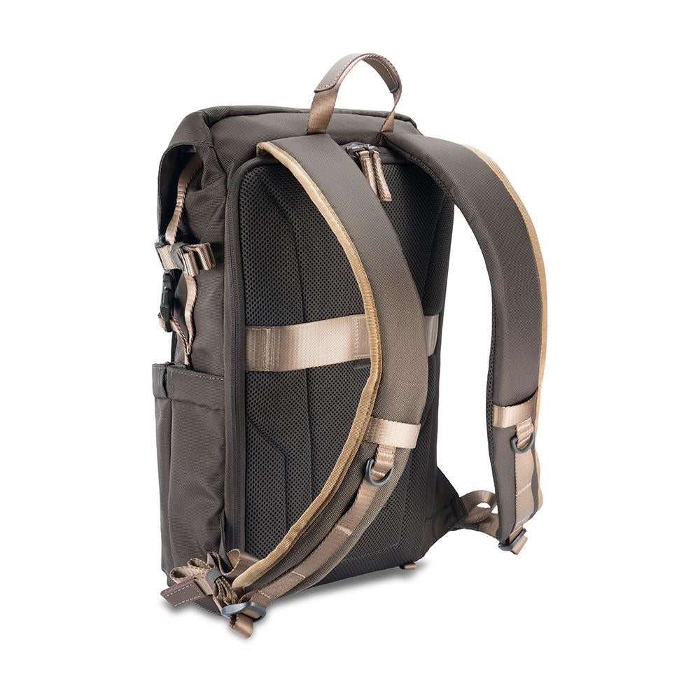 Vanguard VEO GO 42M KG Rucksack – 9,8 l, Tabletfach 9,7" – für VEO 2 GO-Stative – Khaki