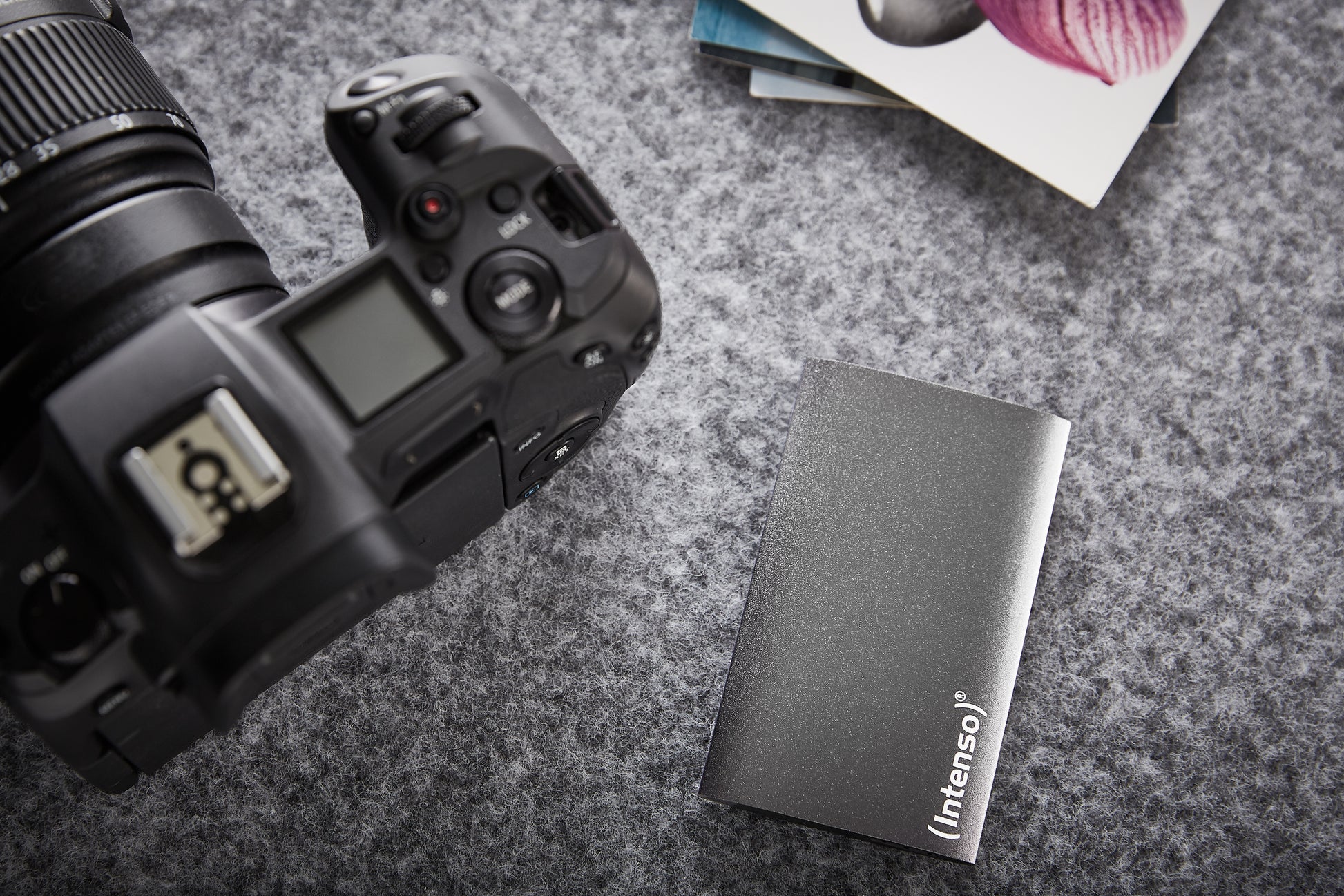Intenso Premium 128 GB – 1,8" SSD, USB 3.2 Gen 1 (USB Typ-A), 320/70 MB/s Lesen/Schreiben
