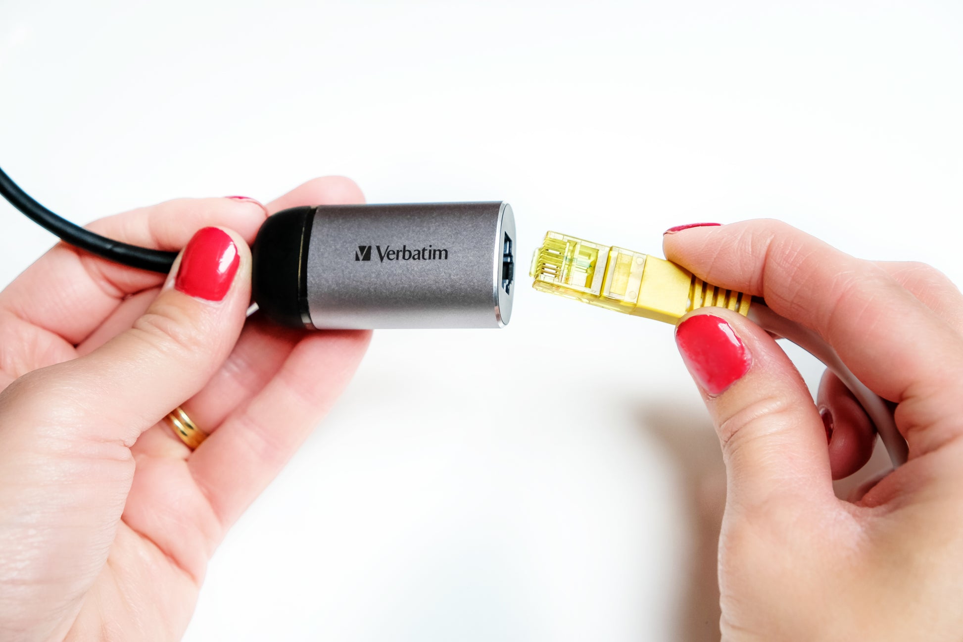 Verbatim USB-C zu RJ-45 Netzwerkadapter – Gigabit (1 Gbit/s), USB 3.2 Gen 1 (5 Gbit/s), 10 cm