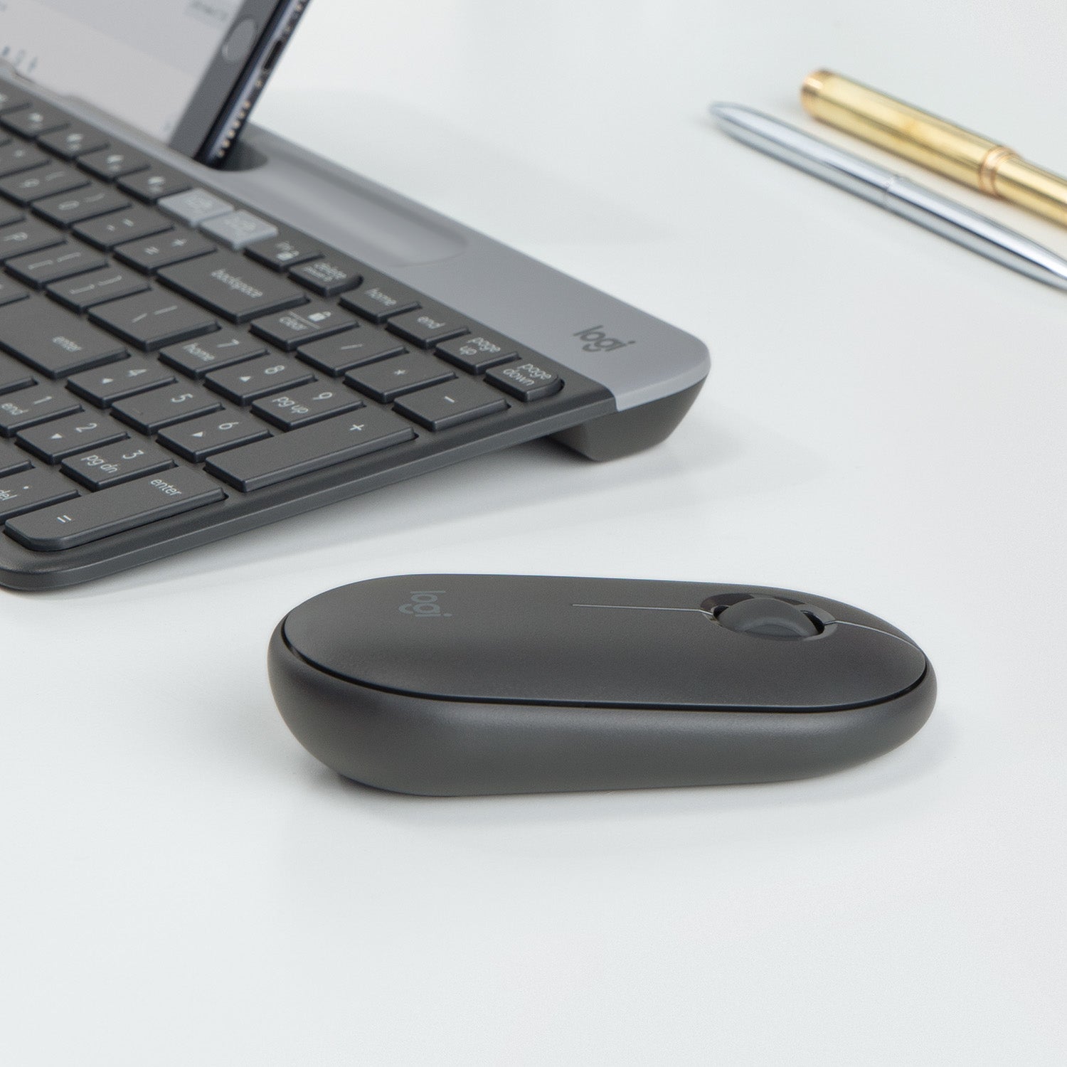 Logitech Pebble M350 Maus – kabellos, Bluetooth + 2,4 GHz, Graphit