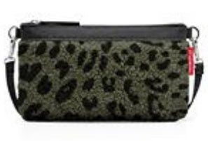 Reisenthel Necessaire Mini-Tasche – 1 l – dunkelgrün, recyceltes Polyester – leo olive – 1 Stk.
