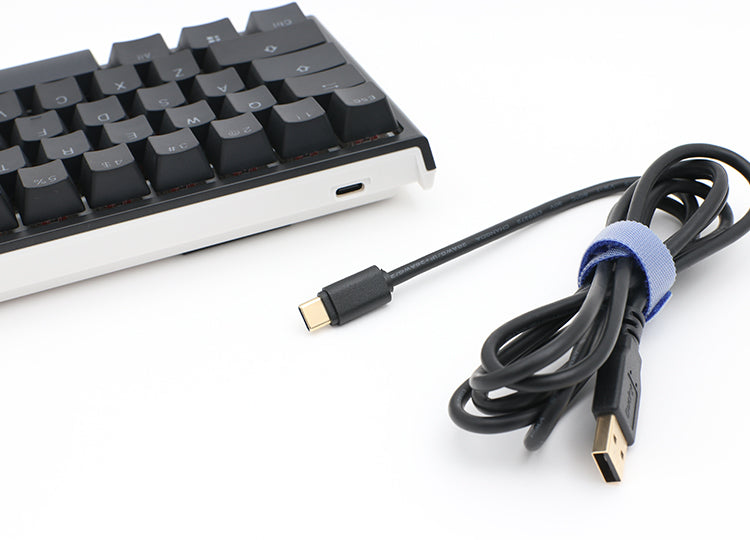 Ducky ONE 2 Mini – Mini Tastatur – Mechanisch, RGB – USB-A – QWERTZ (CH) – Schwarz
