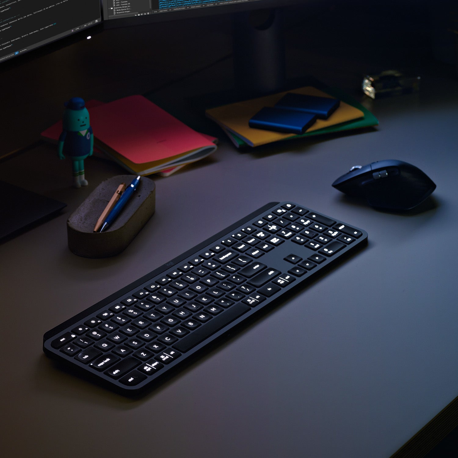 Logitech MX Keys – Tastatur – Bluetooth & 2,4 GHz (USB-A Empfänger) – AZERTY (FR) – beleuchtet – Graphit