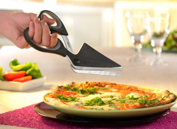 GEFU Pizzaschneider 27,2 cm, Klinge Edelstahl, Griff Kunststoff, schwarz/silber, weicher Griff