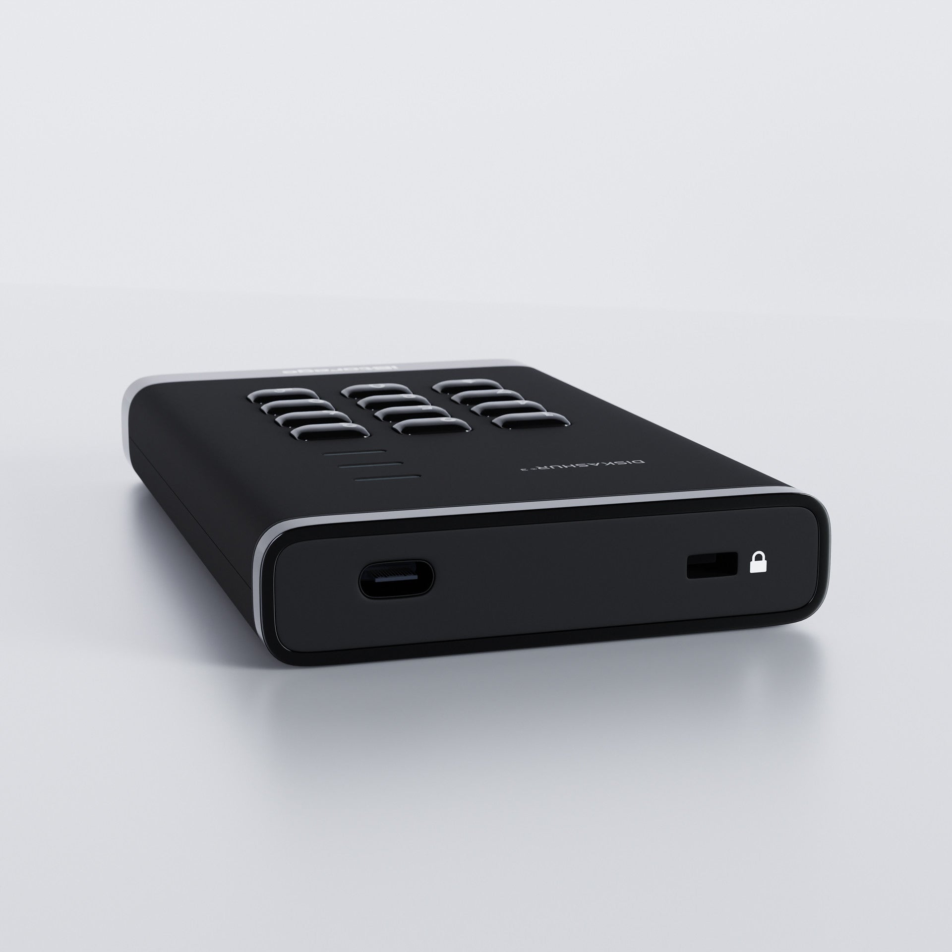 iStorage diskAshur3 – 4 TB (vorinstalliert), für 2,5" HDD, USB 3,2 Gen 1 (USB-C)