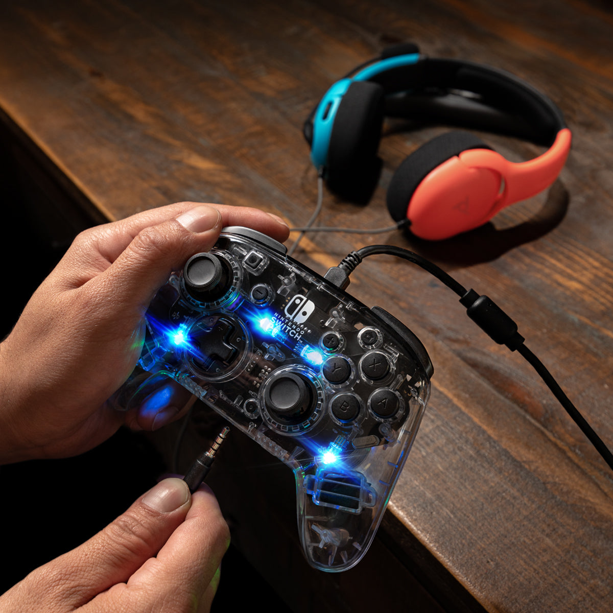 PDP Gamepad Afterglow Deluxe+ – für Nintendo Switch, Nintendo Switch OLED, USB (kabelgebunden), transparent