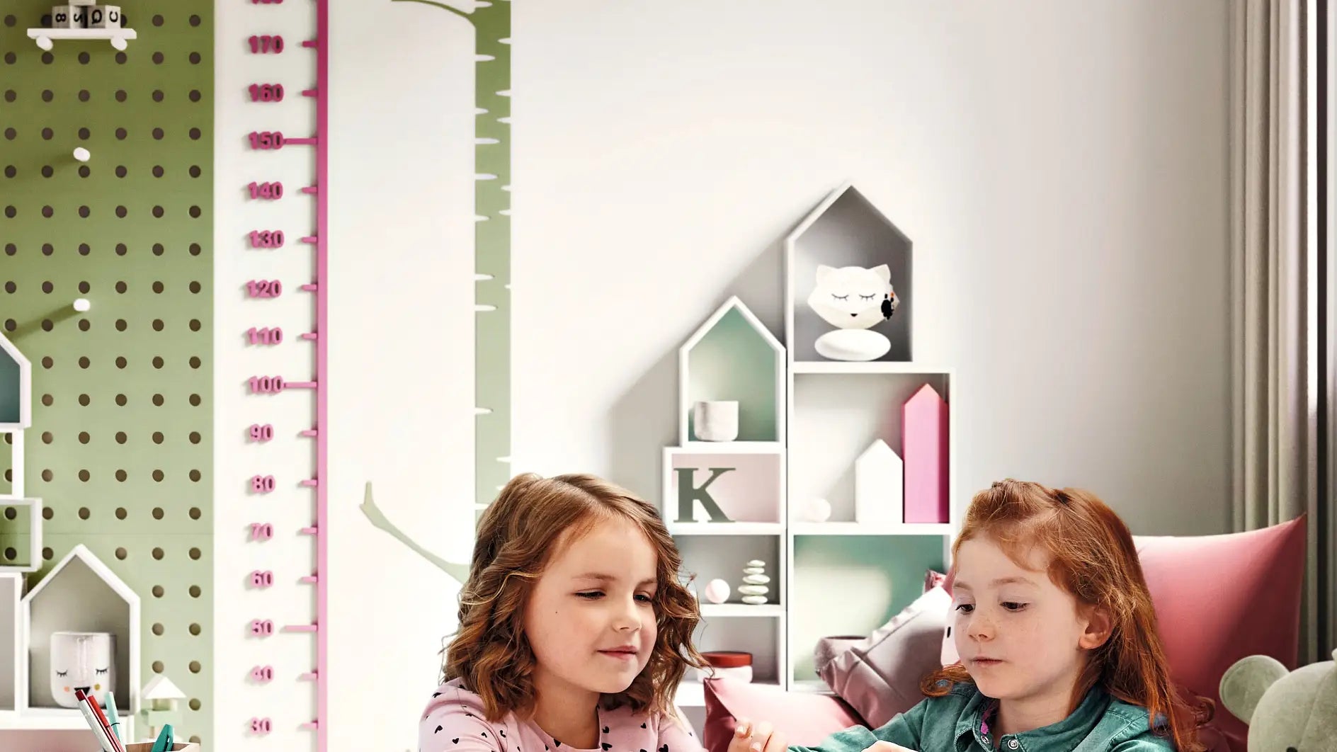 TESA Tischabroller Tesafilm Eco & Crystal – für Klebeband bis 19 mm × 33 m, inkl. 1 Rolle, Kunststoff (PS)