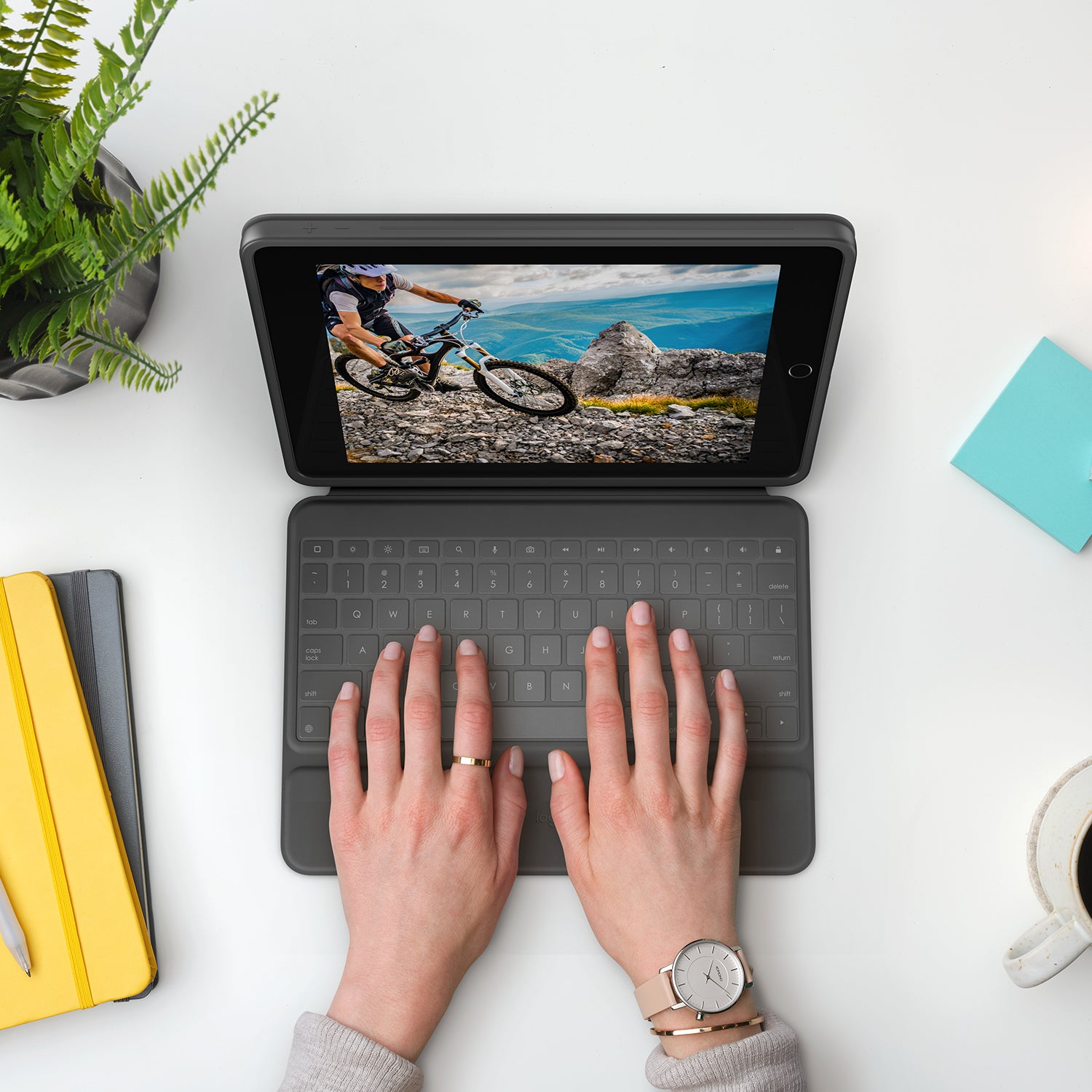 Logitech Rugged Folio – Tastatur – für iPad (7. & 8. Gen.)