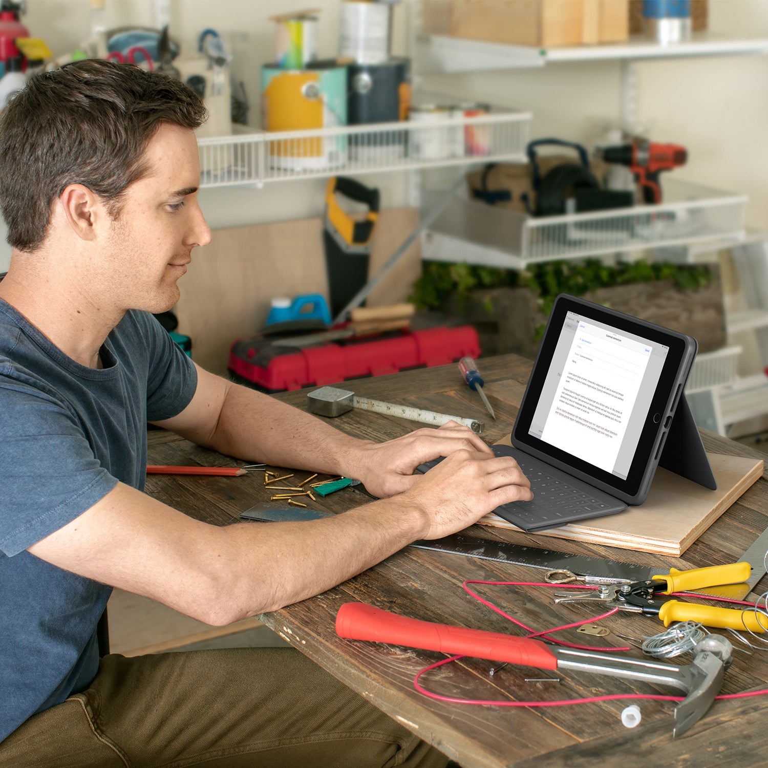 Logitech Rugged Folio – Tastatur – für iPad (7. & 8. Gen.)