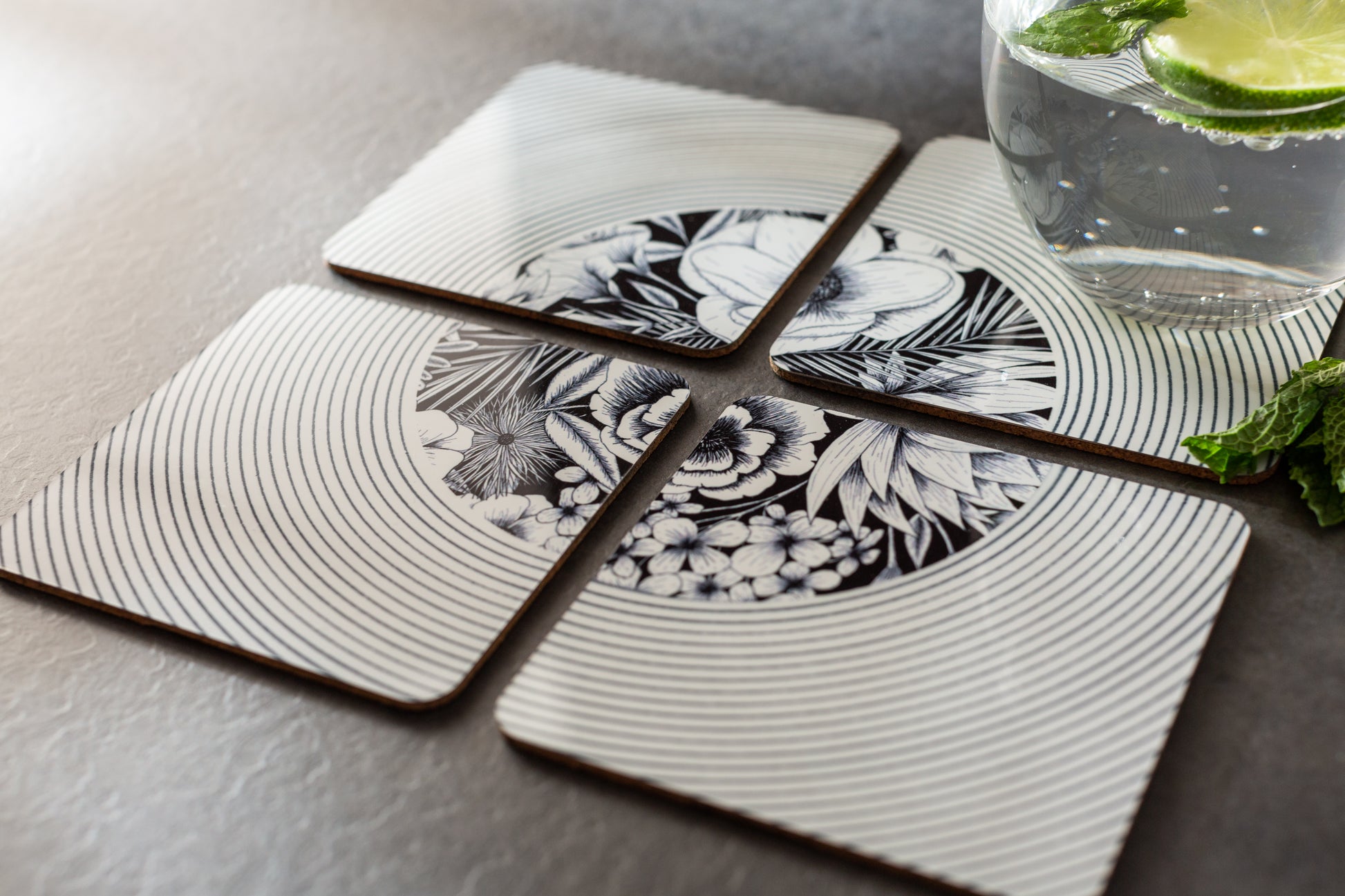 Cricut Untersetzer Infusible Ink – 4er Set, 9,5 × 9,5 cm, Keramik, Weiss, für Sublimation