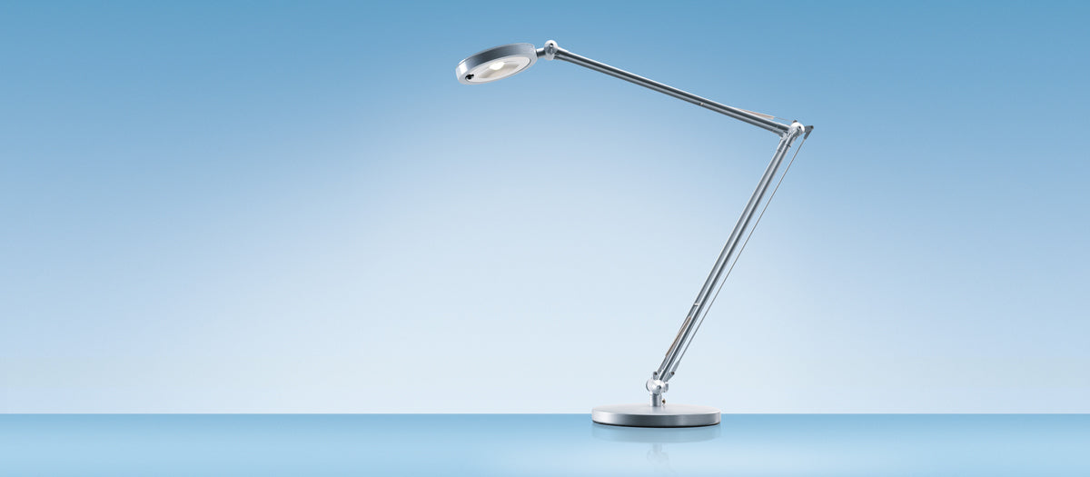 Hansa Tischleuchte – 5000 K neutralweiss, drehbar, neigbar, 350 lm, silber
