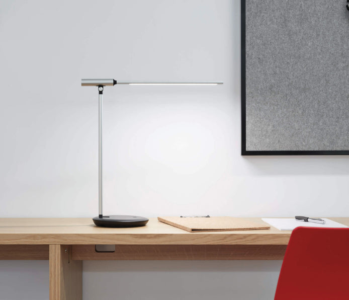 MAUL Tischleuchte Rubia – 42,5 × 37,5 cm, 340 lm, 3000–5700 K, dimmbar, USB, Touch, schwarz/silber