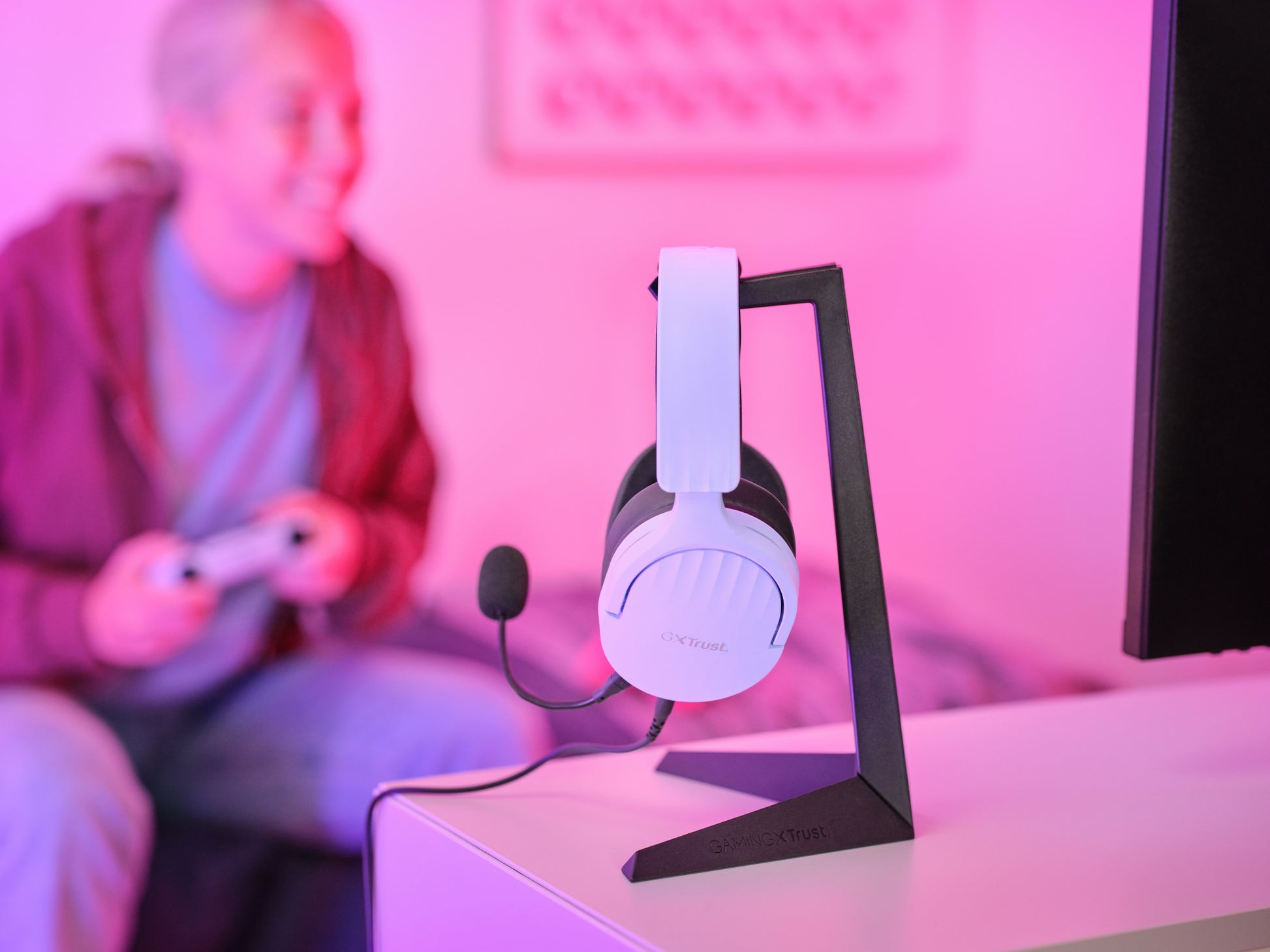 Trust GXT489 FAYZO Gaming-Headset – On-Ear, Stereo, Kabelgebunden, 3,5 mm Klinke, Violett
