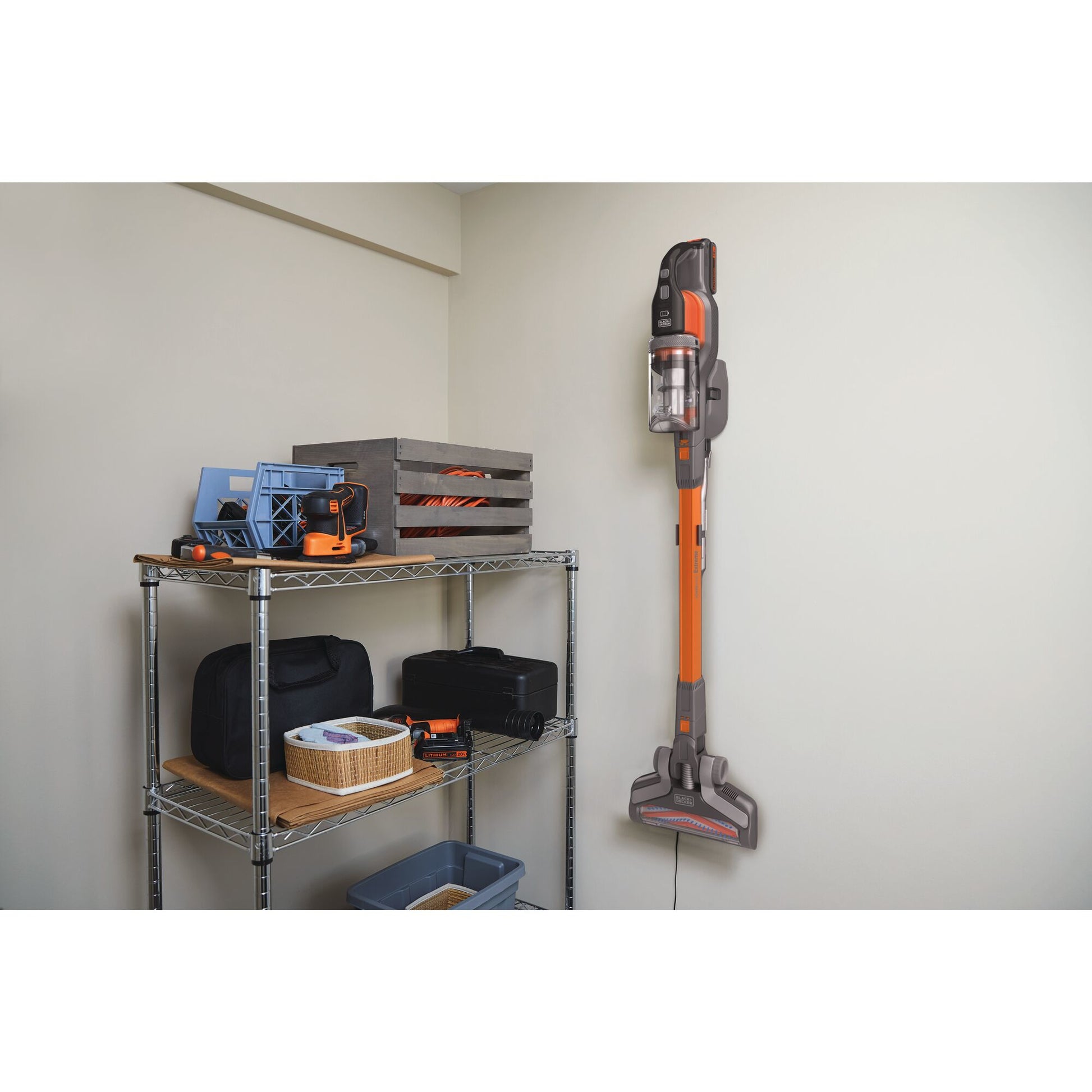 Black & Decker BLACK+DECKER Stabstaubsauger BHFEV182C-QW – 2-in-1, 2000 mAh, 0,7 l, Akkubetrieb