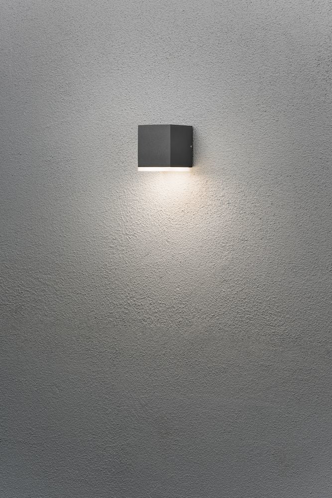 Konstsmide Aussenwandleuchte – Netzbetrieb – mit festverbautem LED-Leuchtmittel – Anthrazit – Aluminium