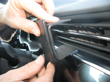 Brodit Proclip 855462 – Auto-Halterung (passiv) – Lüftungsschlitz – für Audi Q8 (2018–2020) – Schwarz