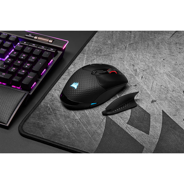 Corsair DARK CORE RGB PRO Gaming-Maus – kabellos, für Rechtshänder, programmierbar, RGB-Beleuchtung, schwarz