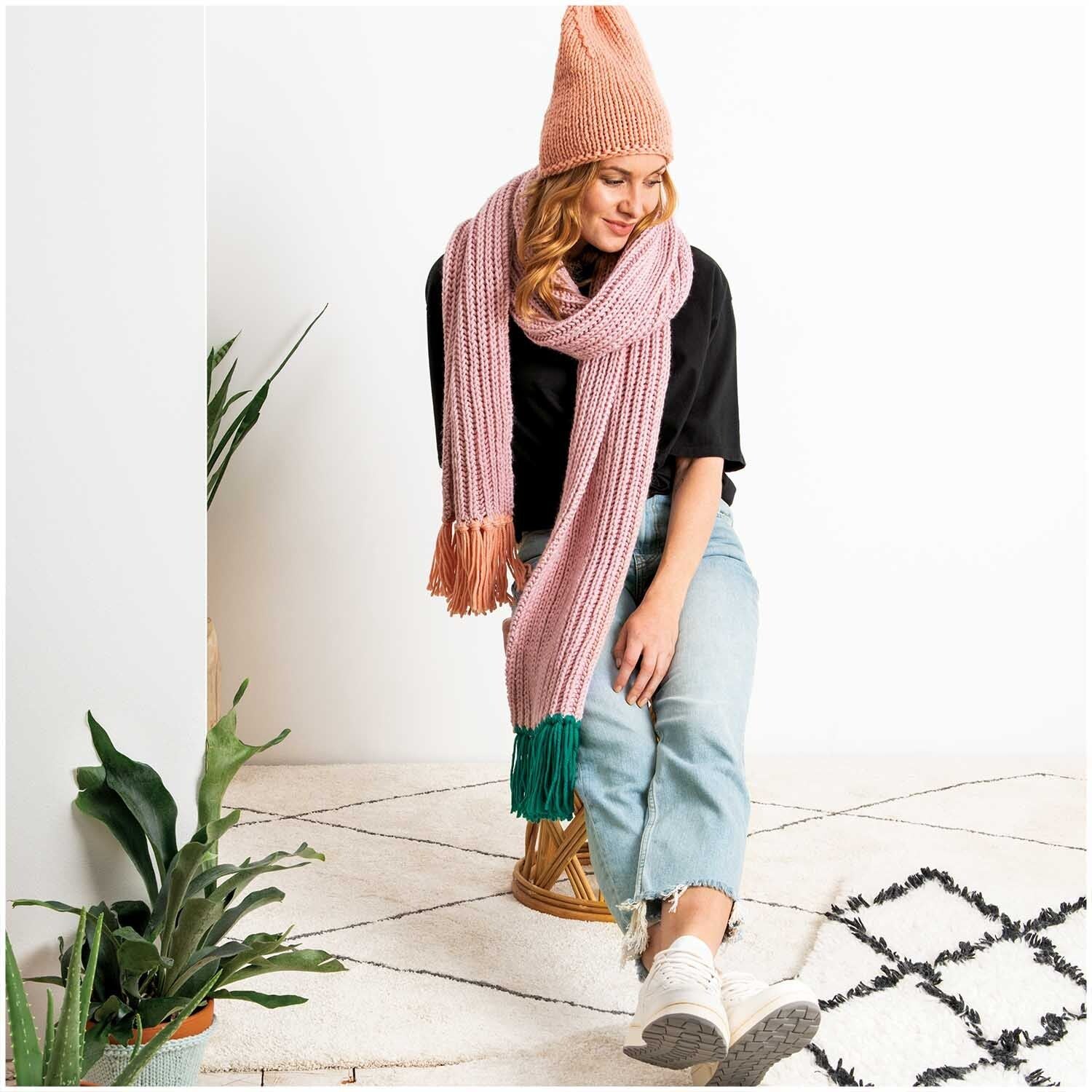 Rico Design Essentials Mega Wool Wolle Aran Rosa – 100 g, 115 m, Nadel 6 mm, 55% Schurwolle/45% Polyacryl