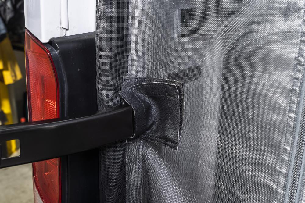 VanQuito Heckmoskitonetz mit Reissverschluss – für VW Heckklappe – Schwarz – Polyester – 1 Stk.