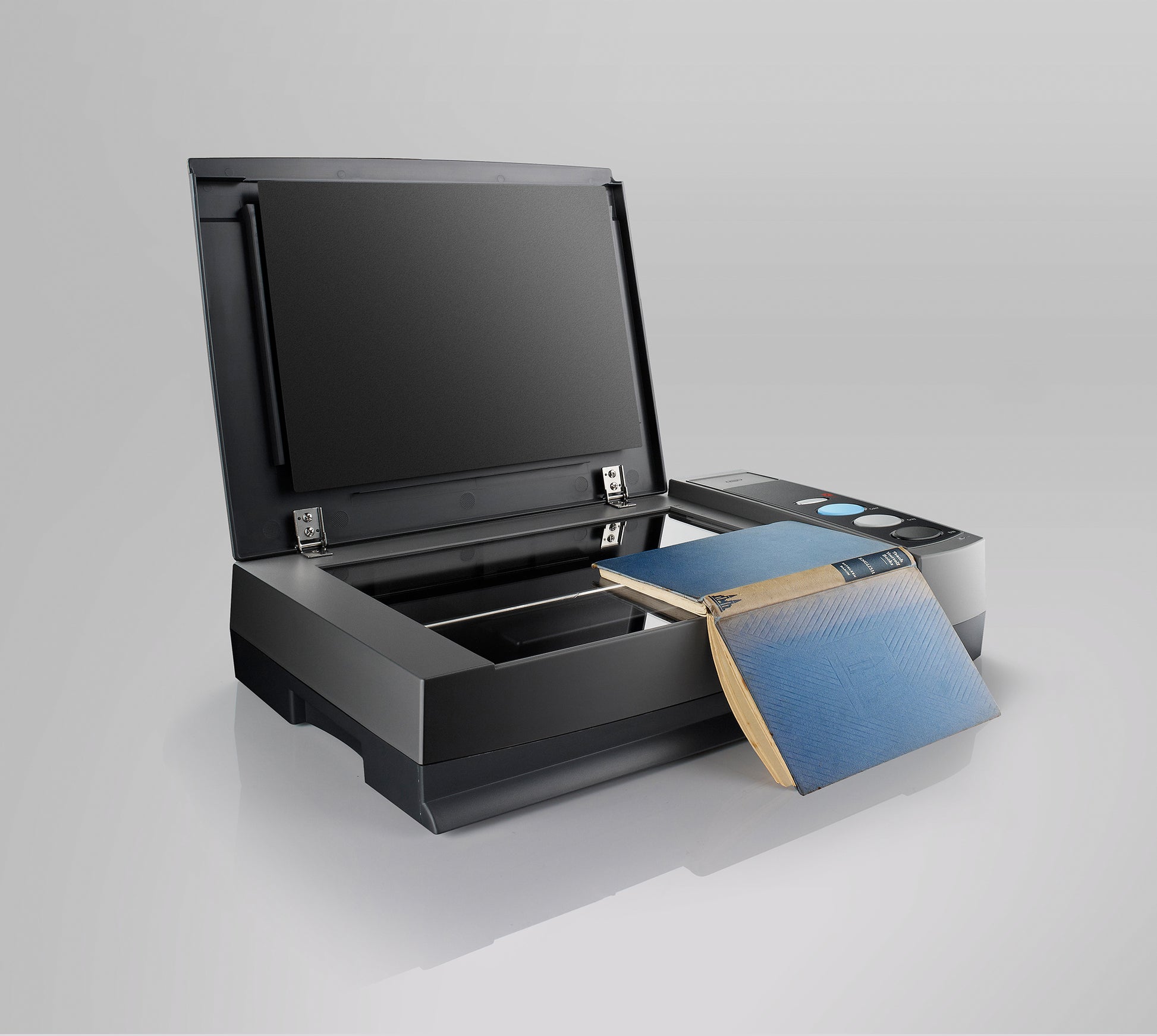 Plustek OpticBook 3800L – Flachbettscanner, A4, 8,5 Seiten pro Minute, USB, 1'200 dpi