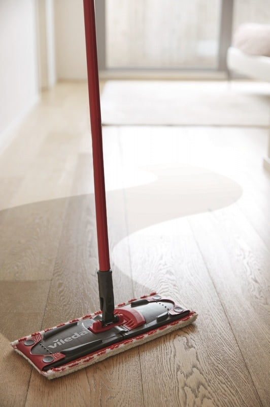 Vileda Flachwischer UltraMax – Mikrofaser – Schwarz/Rot – 3-tlg.