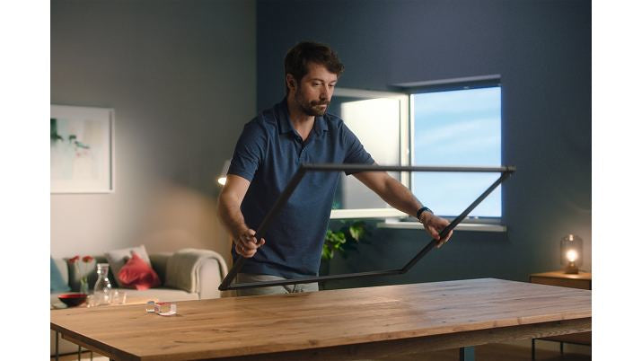tesa Fliegengitter, faltbar – für Fenster – 80 × 80 bis 140 × 140 cm – weiss