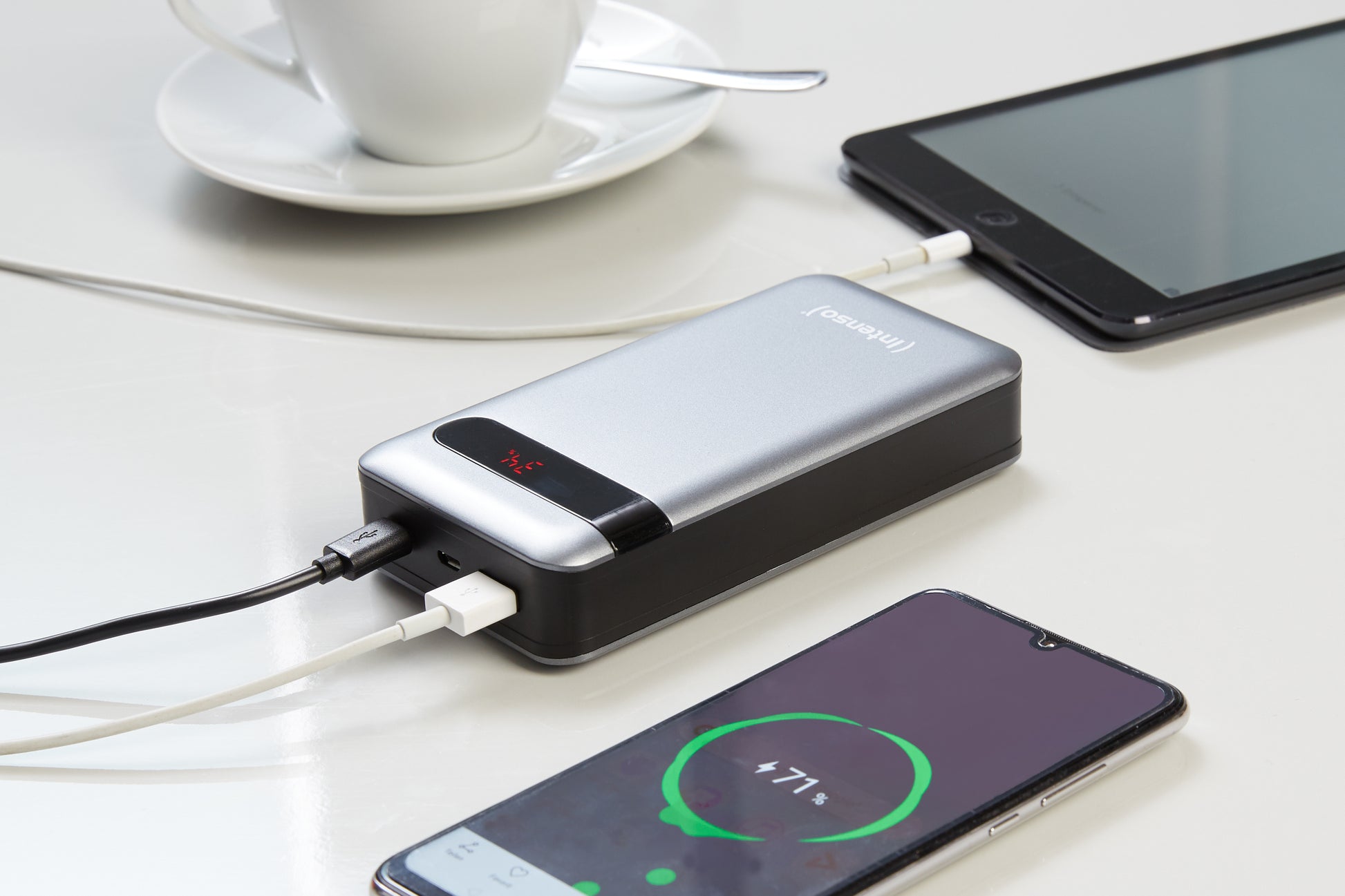 Intenso Powerbank 20000 mAh, PD, 1× USB-C, 1× USB-A, mit LCD-Display, für Smartphones, Tablets, Anthrazit