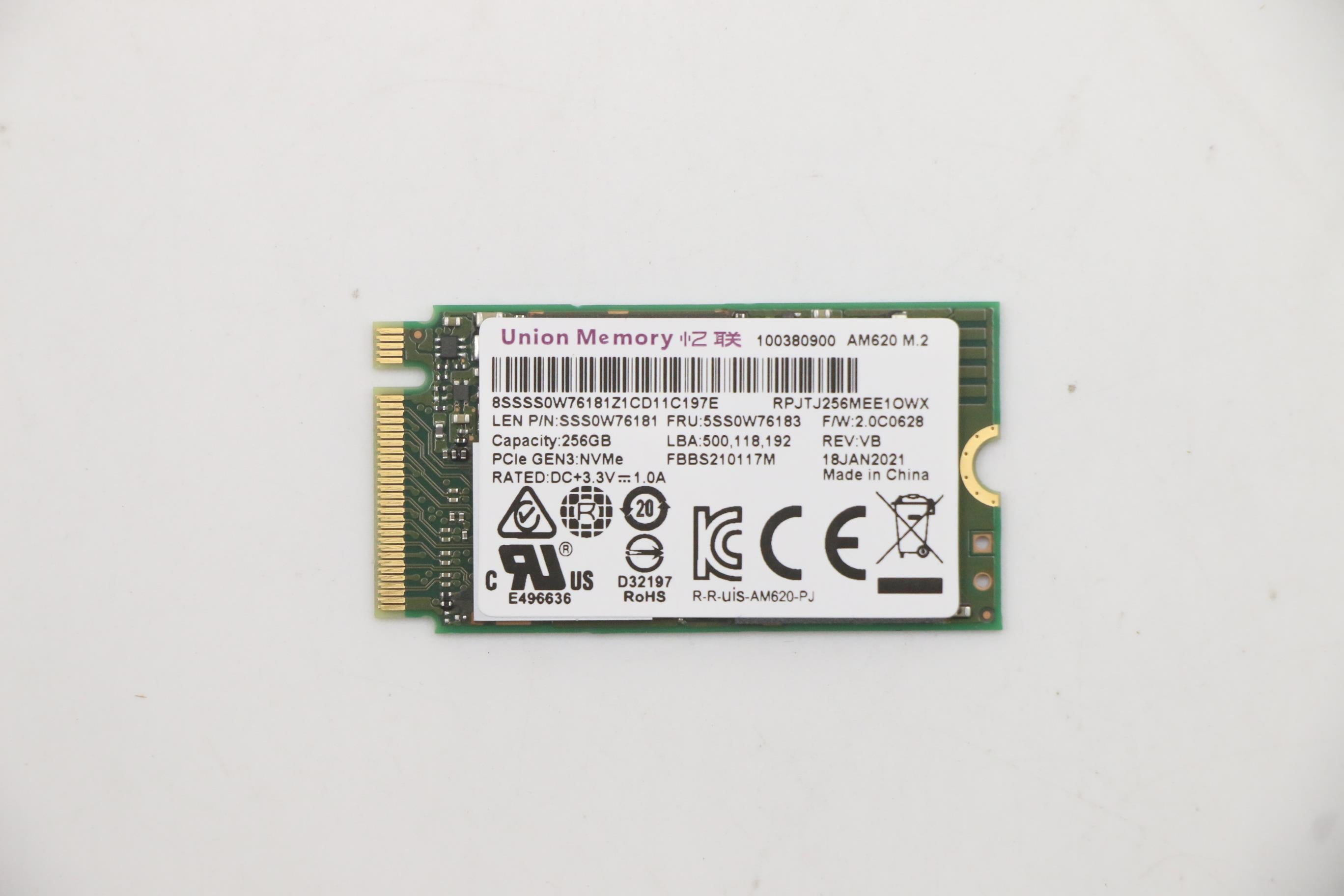 Lenovo IdeaPad Gaming 3 15IMH05 – 256 GB, M.2 PCIe 3.0 NVMe