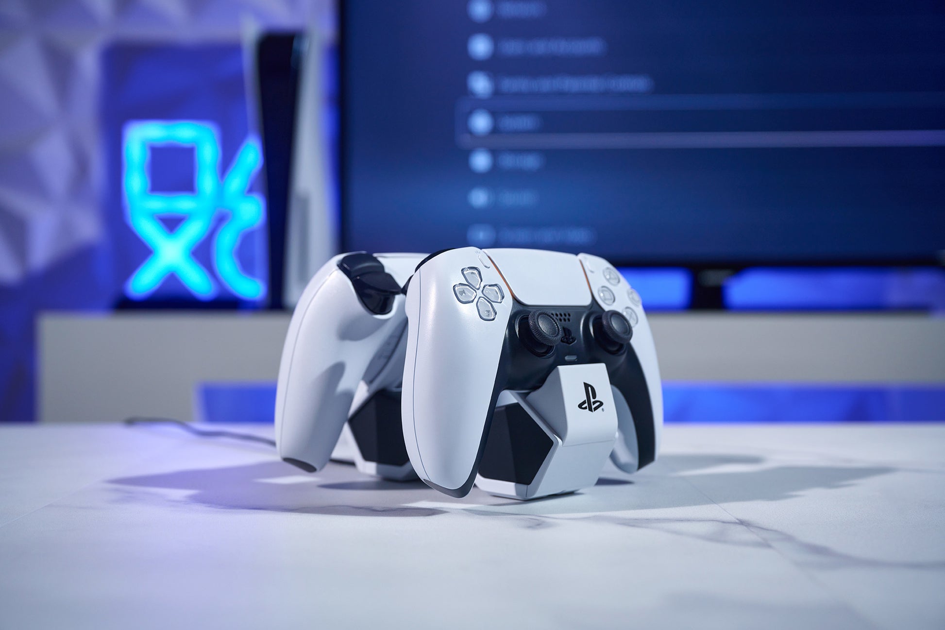 PowerA Doppelladestation 1522855 – lädt 2 DualSense-Controller, mit AC-Netzadapter – für PlayStation 5