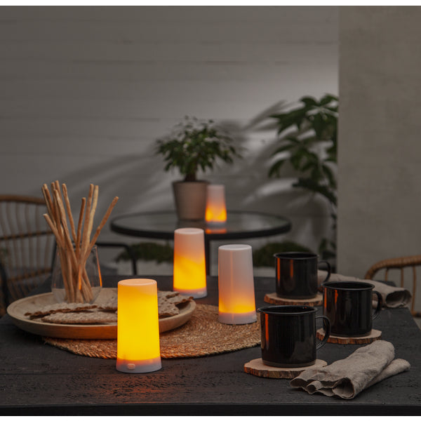 Star Trading LED-Teelicht – 0,03 lm, 0,03 W, Warmweiss, IP44, Akkubetrieb, Flackernd, Weiss, Kunststoff
