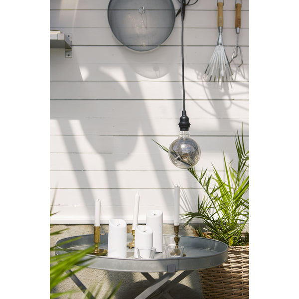 Star Trading LED-Säulenkerze – IP44 – Batteriebetrieb – flackernd, Timer 6/18 h – Weiss – Kunststoff